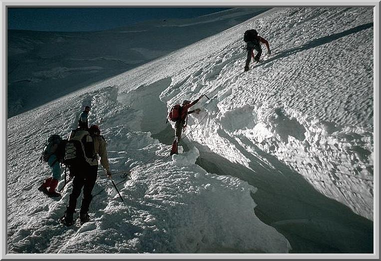 Bergschrund am Mont Blanc du Tacul